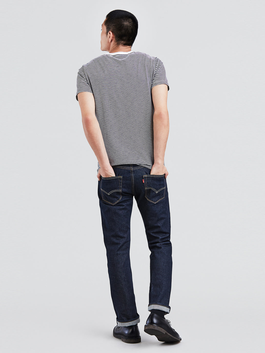 Men's 501 Blue Straight Fit Mid Rise Jeans - 64ca6a31-346f-441a-9fac-97c5bffd5f4a View