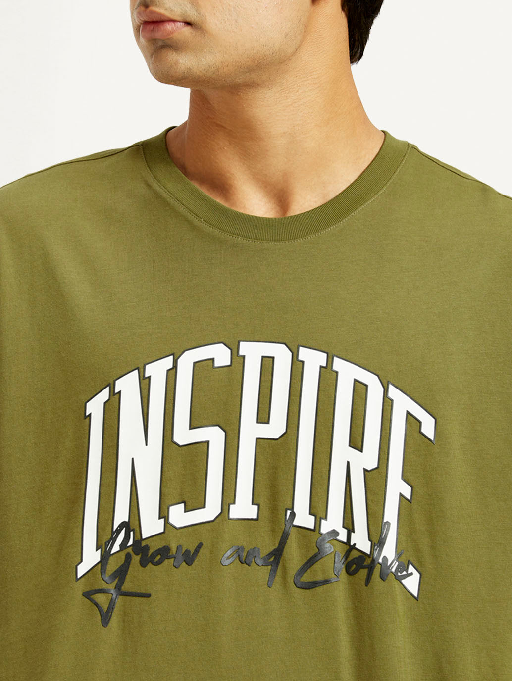 Men's Graphic Loose Fit T-Shirt - Detail View