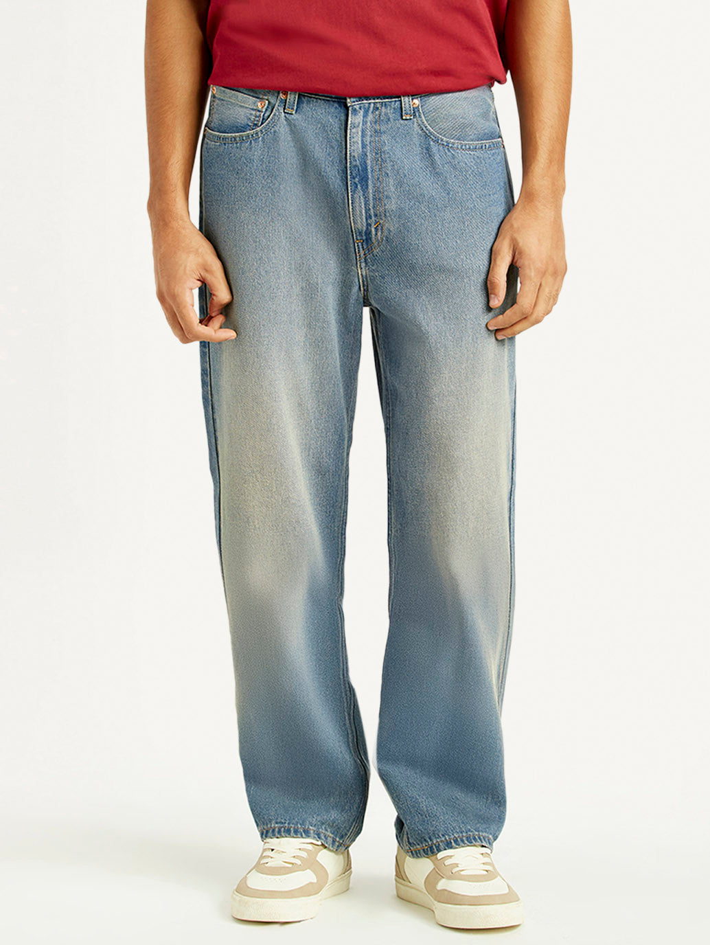 Men's 565 Light Blue Loose Fit Mid Rise Jeans - Front View