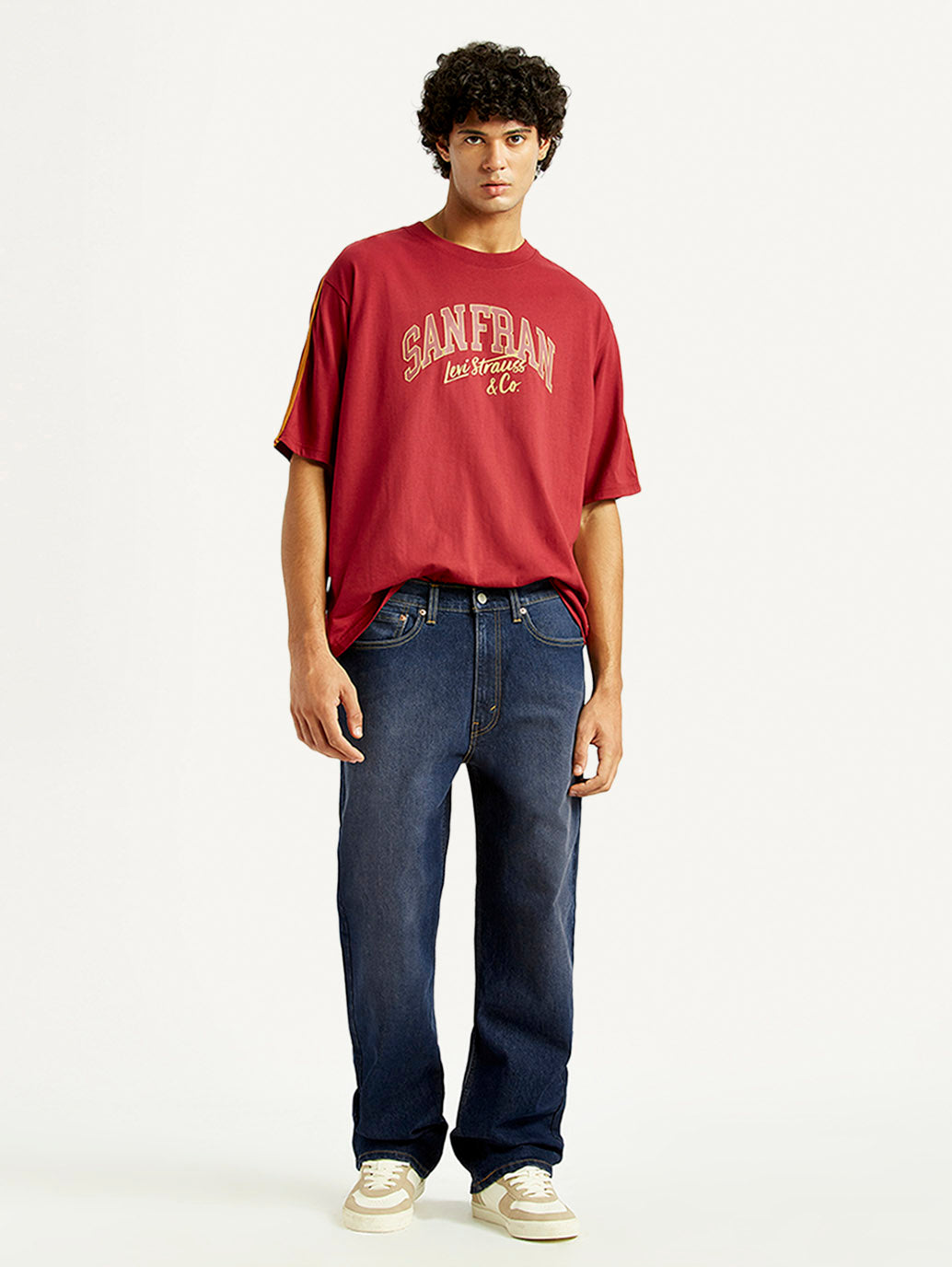 Men's 565 Dark Indigo Loose Fit Mid Rise Jeans - Styleshot View