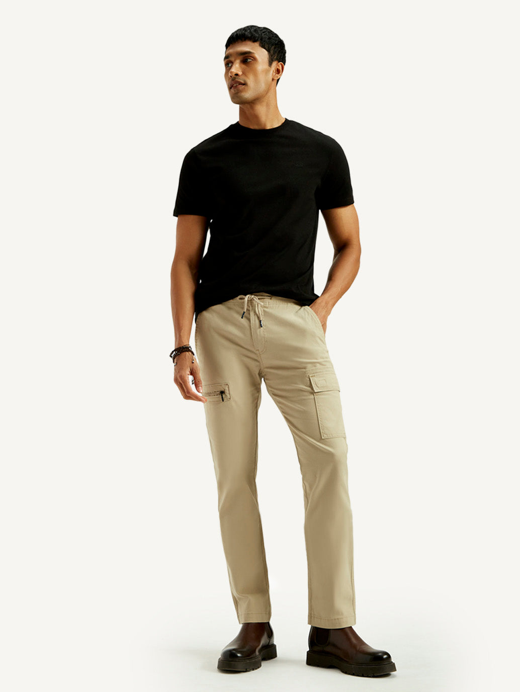 Men's 511 Beige Slim Fit Mid Rise Cargo Trousers - Elevated View