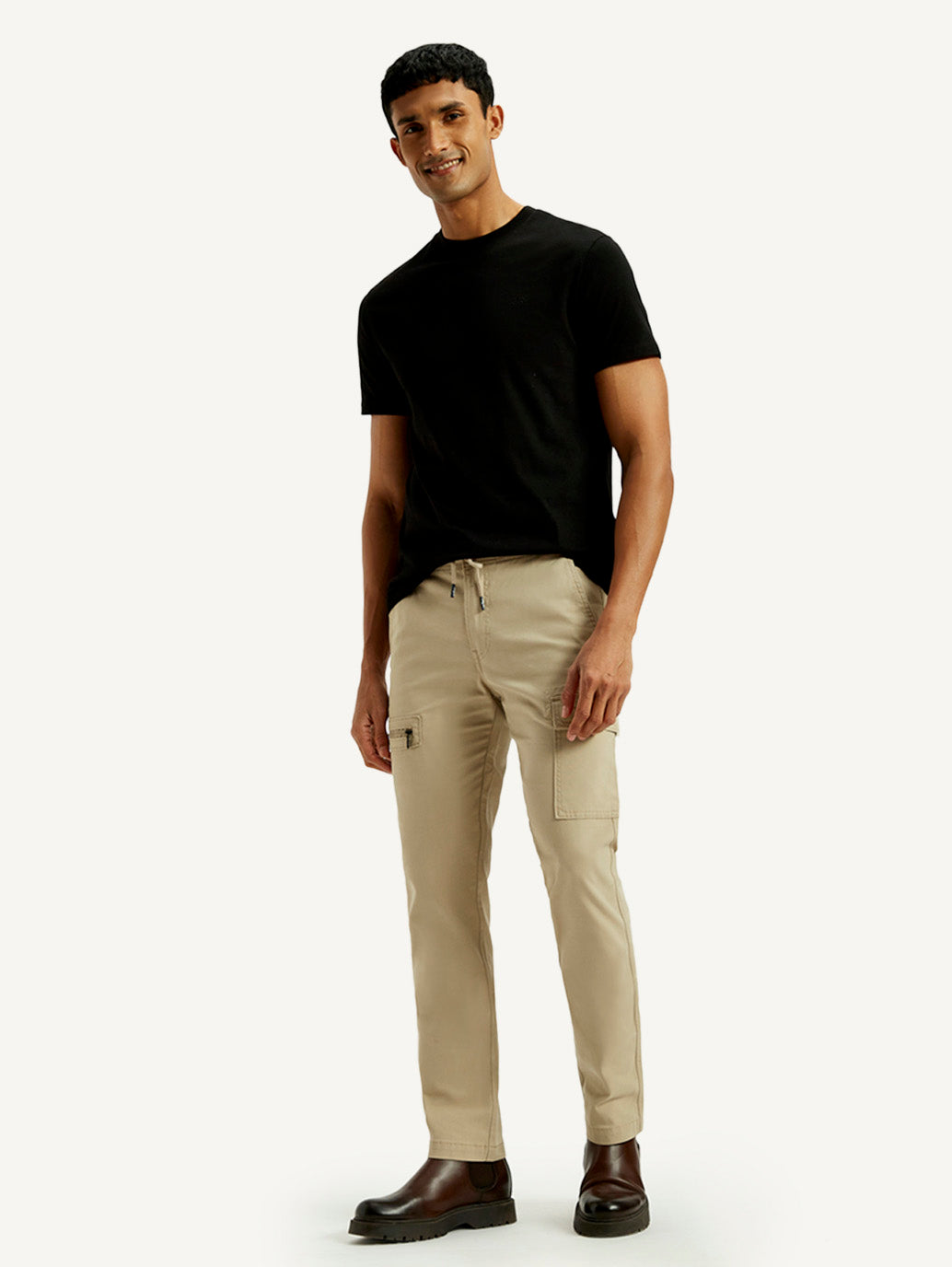 Men's 511 Beige Slim Fit Mid Rise Cargo Trousers - Styleshot View