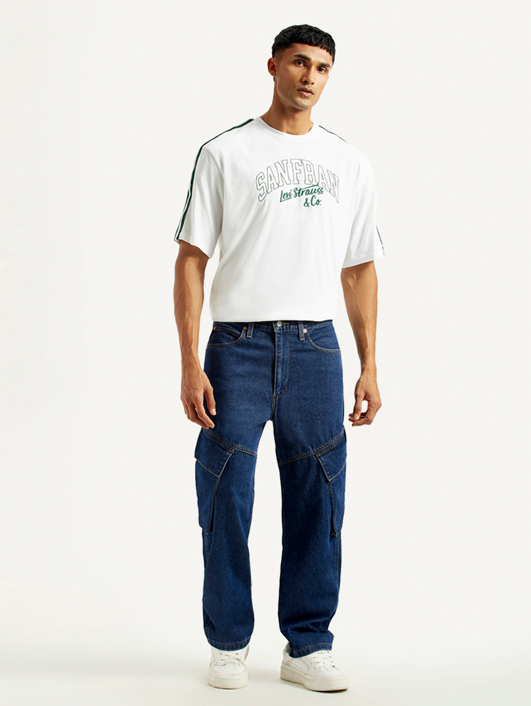 Men's 565'97 Dark Indigo Loose Fit Mid Rise Jeans - Front View