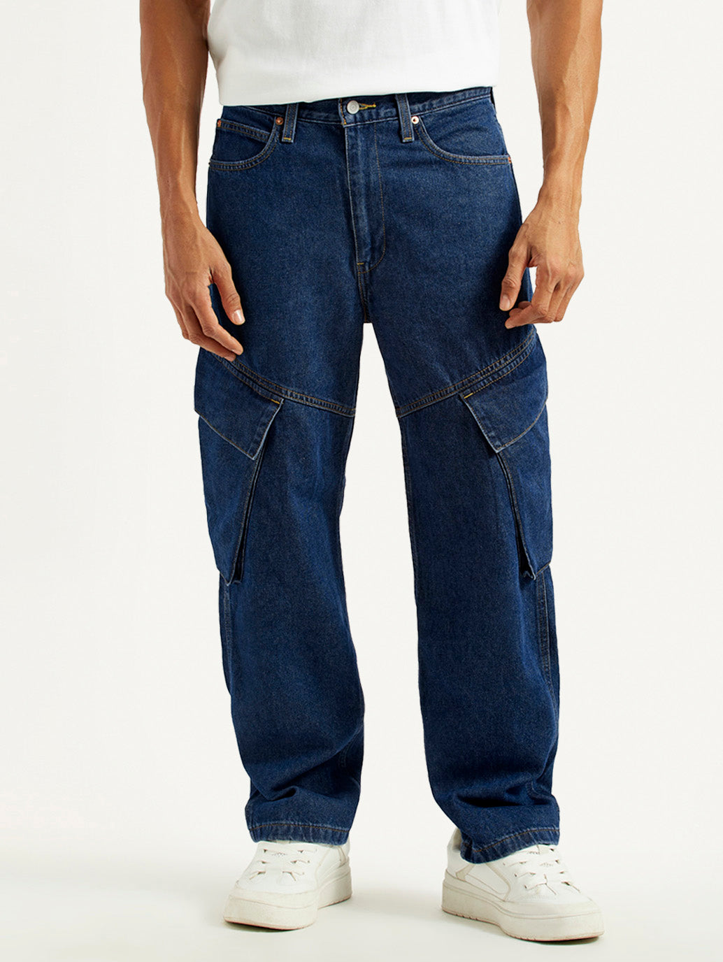 Men's 565'97 Dark Indigo Loose Fit Mid Rise Jeans - Front View