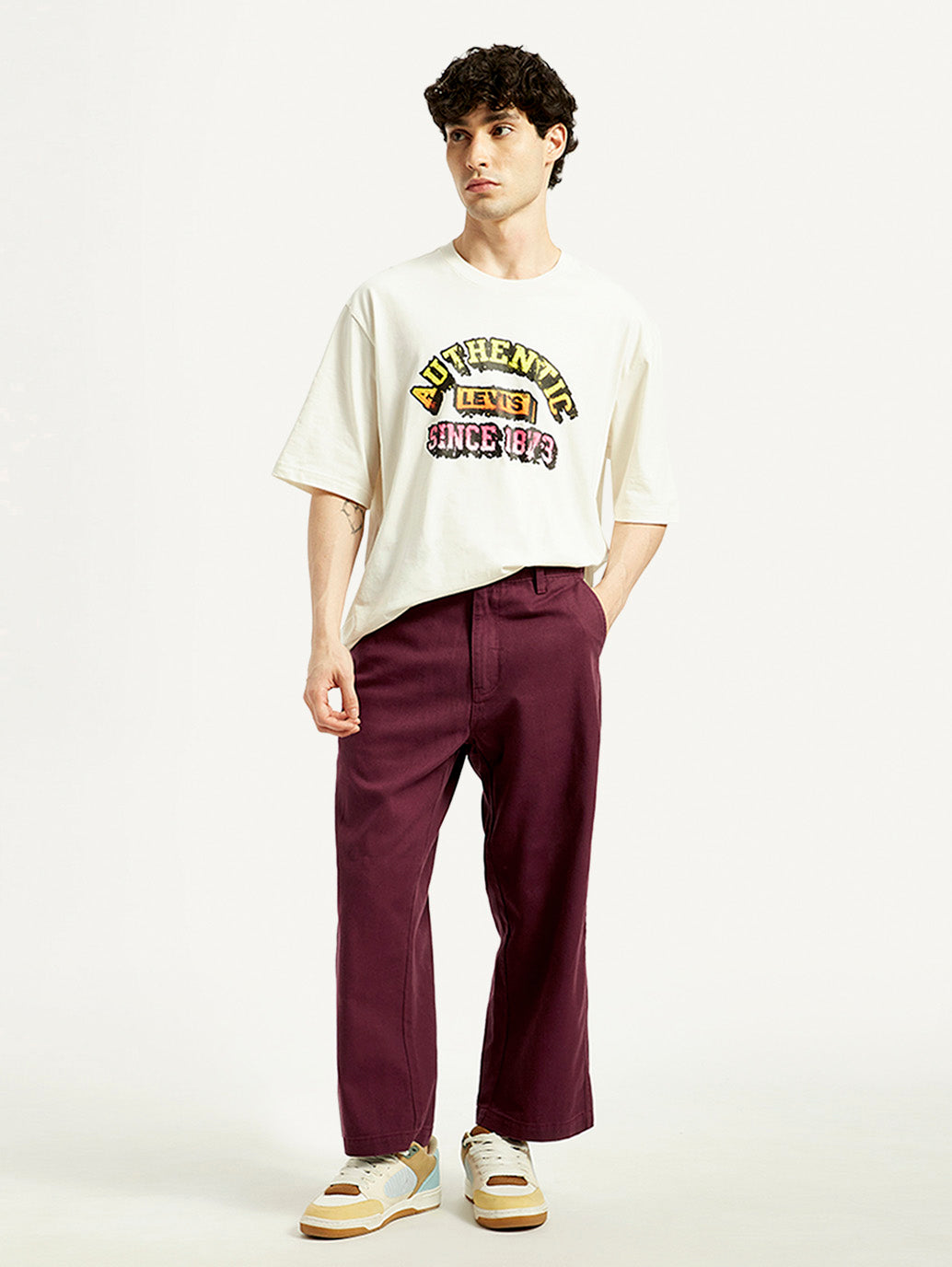 Men's Maroon Loose Fit Mid Rise Chinos
