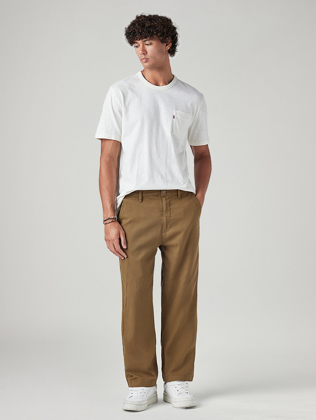 Men's Loose Fit Mid Rise Chinos