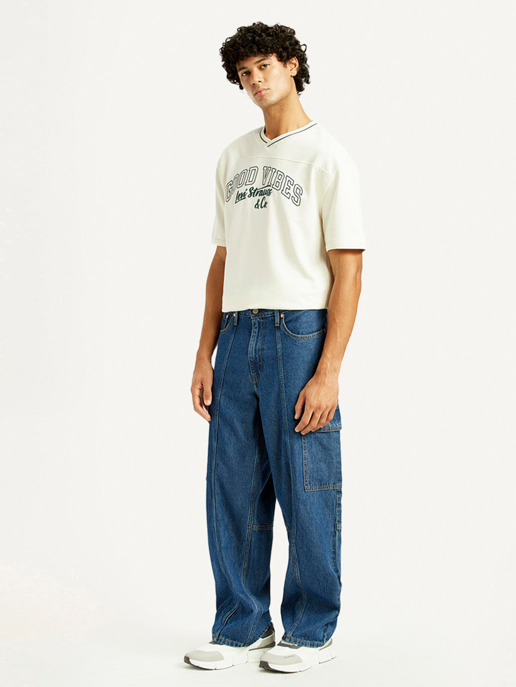 Men's 578 Mid Indigo Loose Fit Mid Rise Jeans - Side View