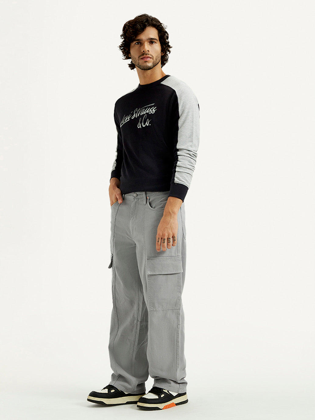 Men's 578 Grey Loose Fit Mid Rise Jeans - Side View