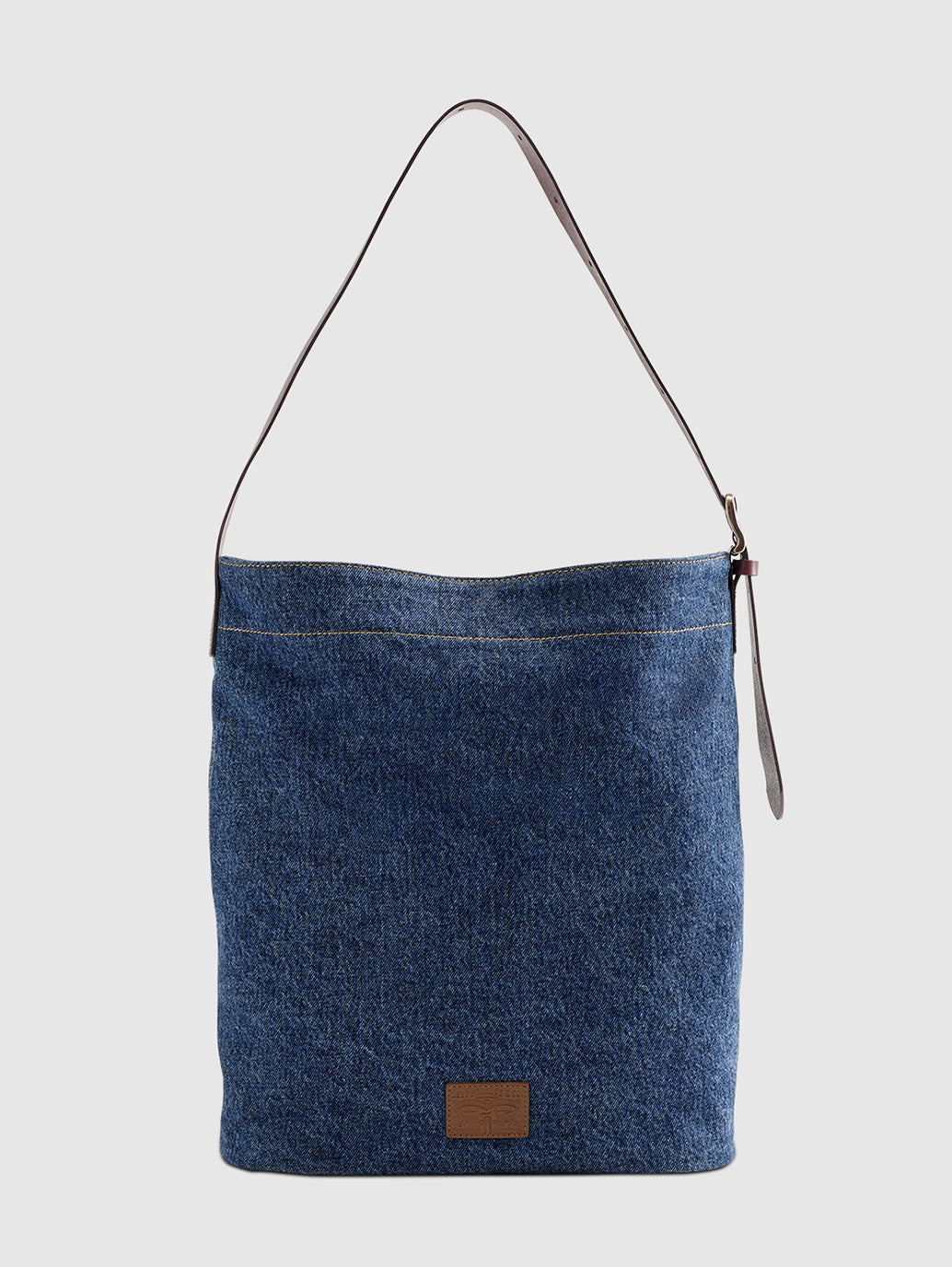 Levi's® Women's Medium Heritage Bag - Front View