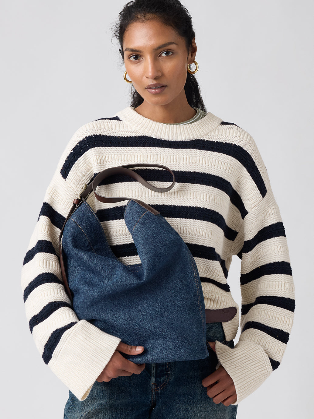 Levi's® Women's Medium Heritage Bag