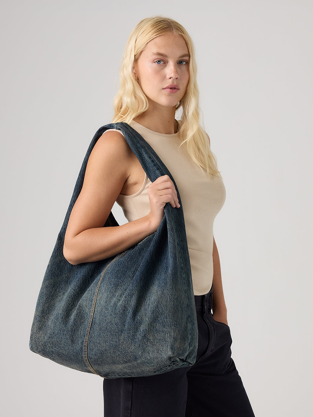 Levi's® Women's Emerson Shoulder Bag