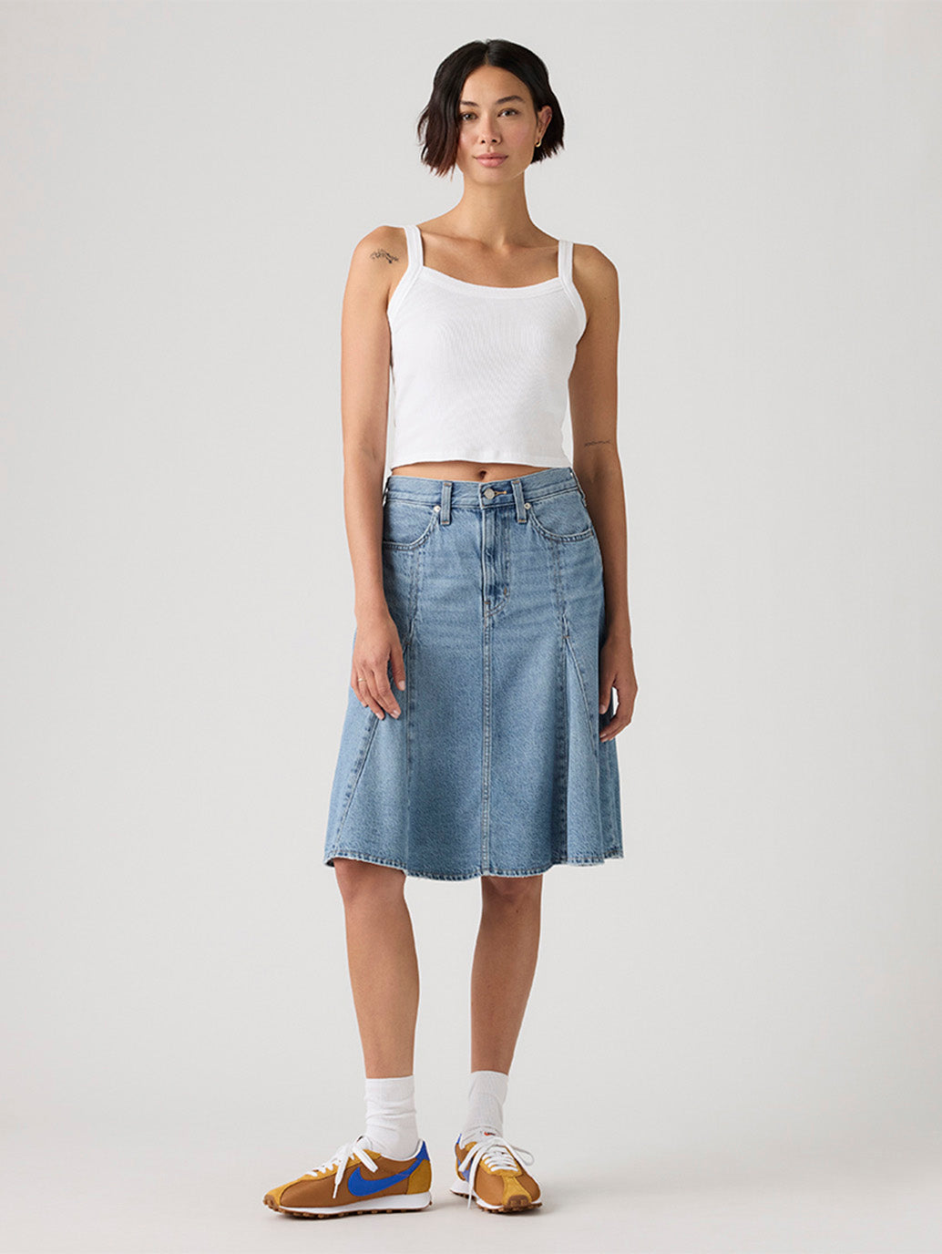 Women's Med Indigo Regular Fit Mid Rise Skirt - Front View
