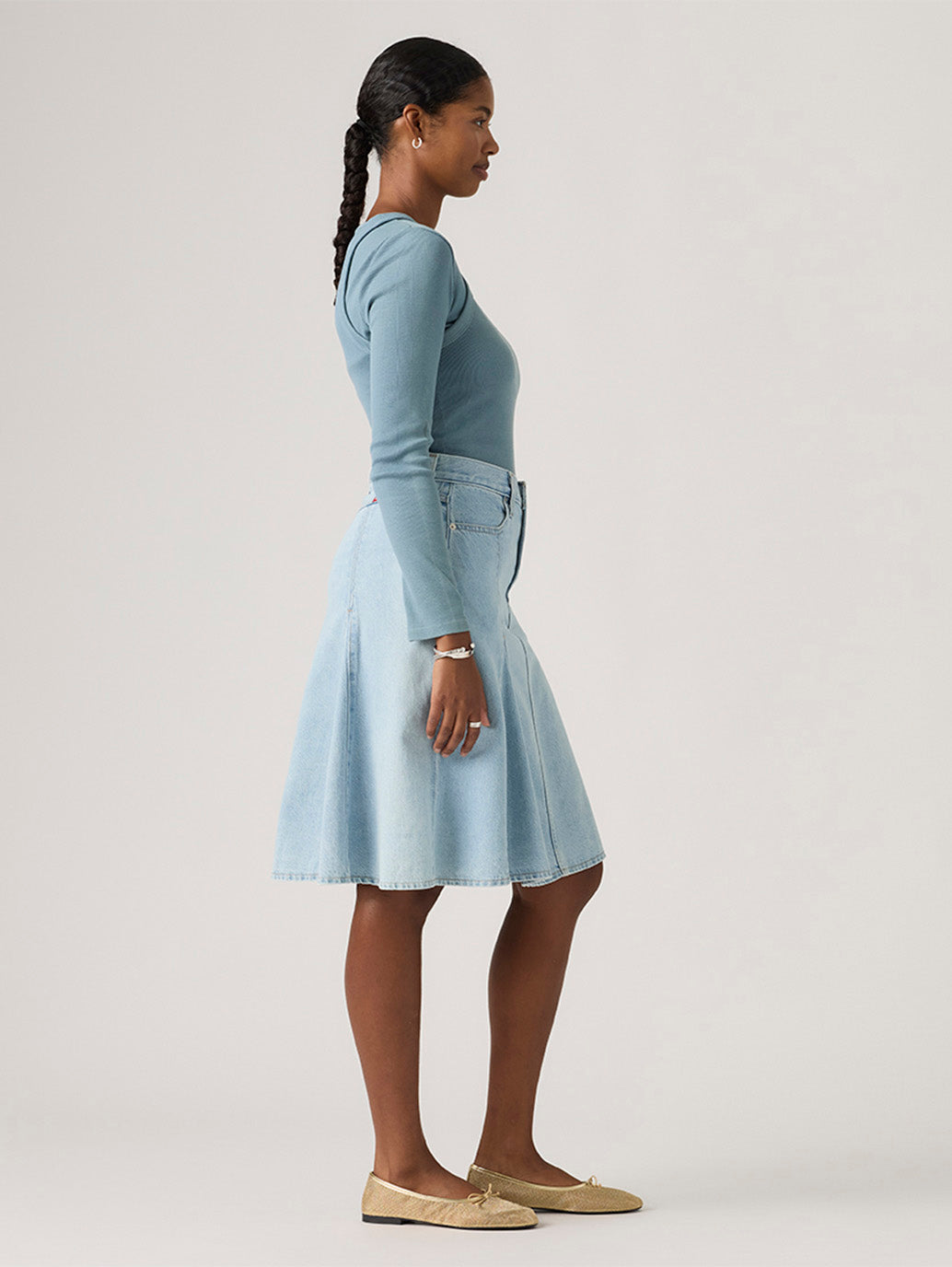 Levi's Women's Godet Knee Length Skirt - Side View