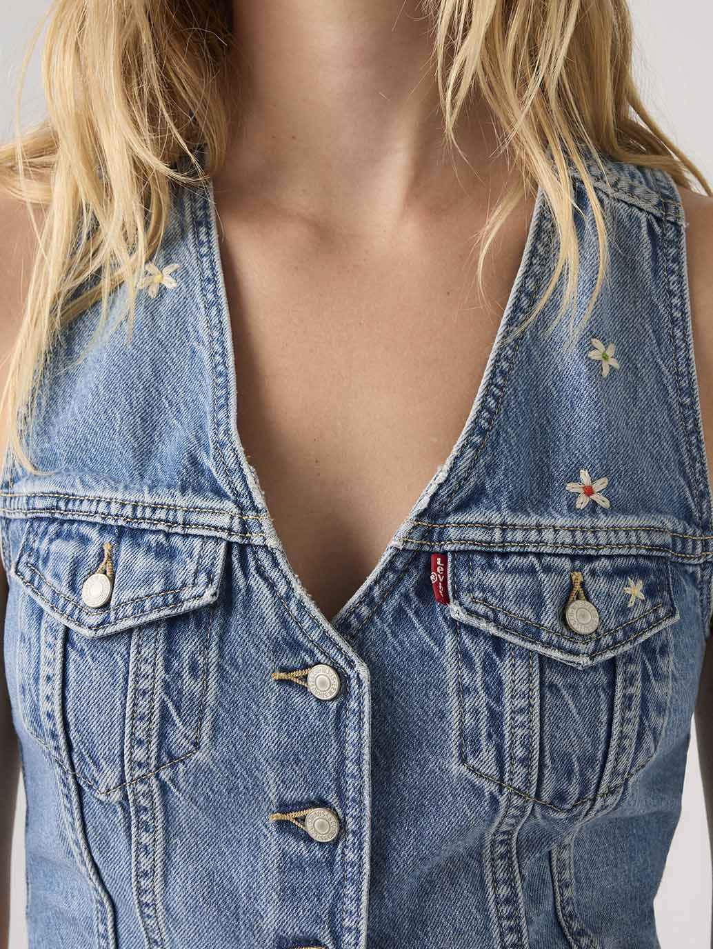 Levi's® Women's Racer Vest - Detail View