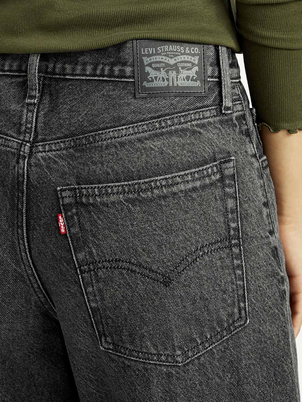 Women's Black XL Straight Loose Fit Mid Rise Jeans - Detail View