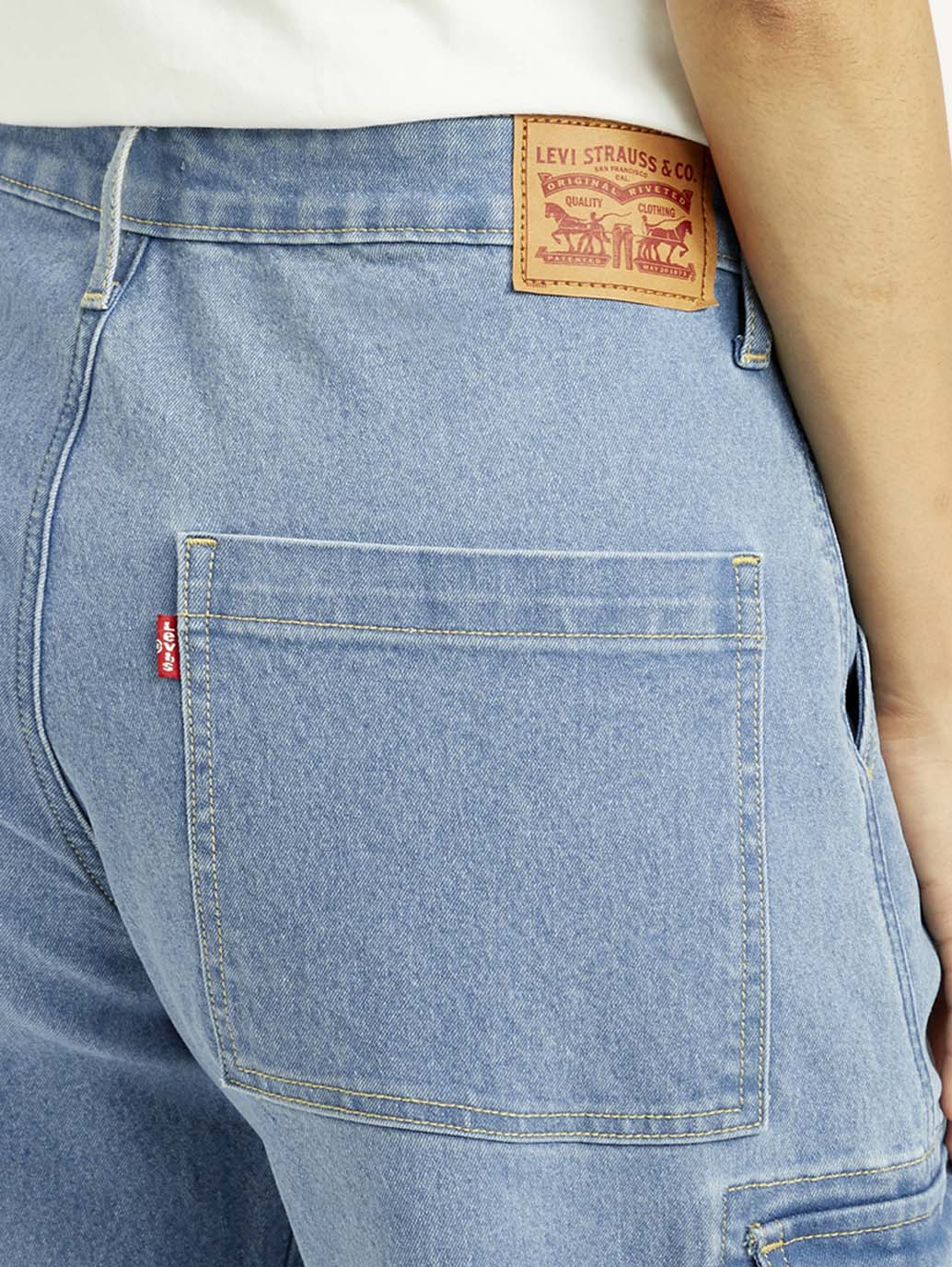 Women's Med Indigo Baggy Fit Mid Rise Cargo Jeans - Detail View