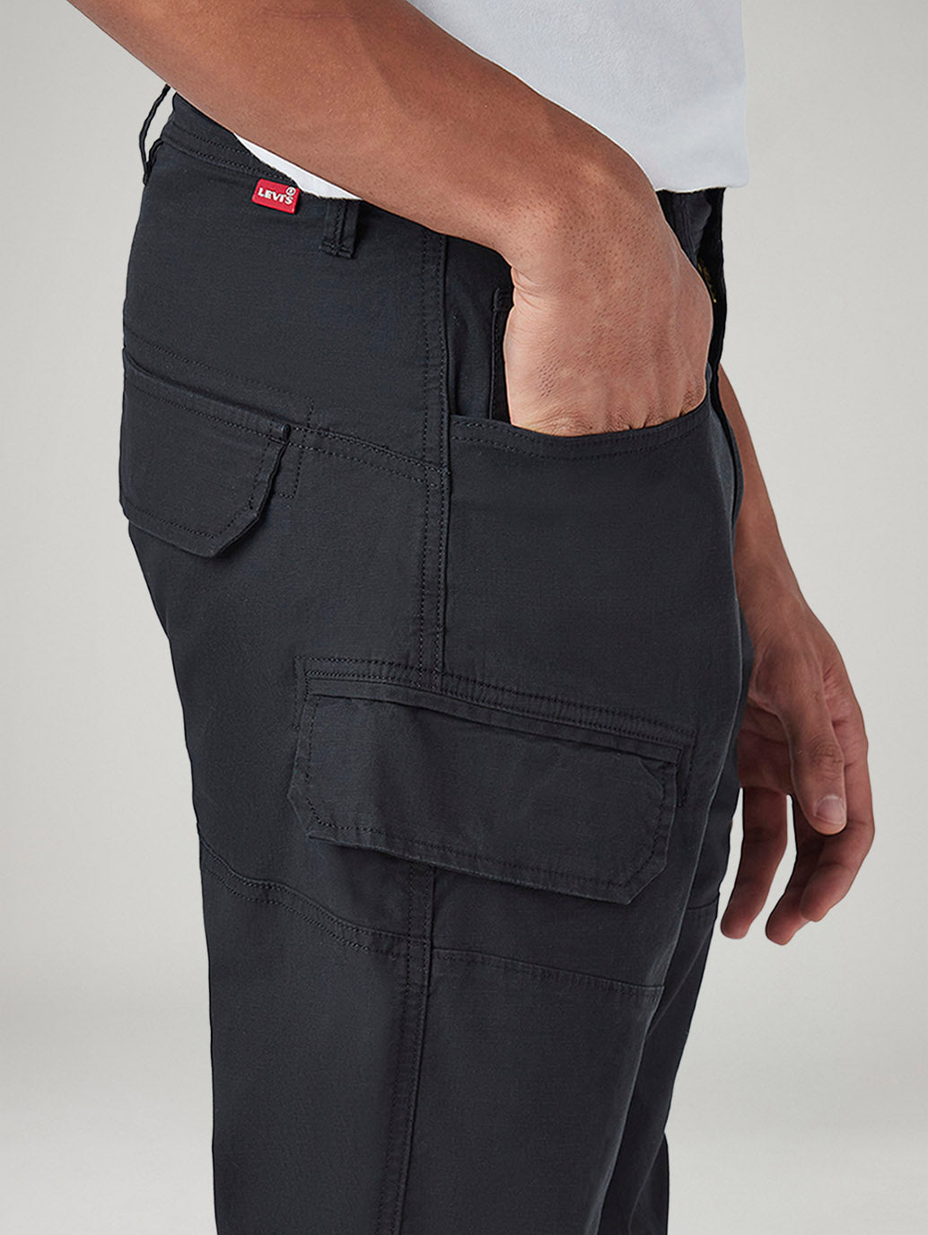 Men's Black Slim Fit Low Boll Zip Off Commuter Cargo Trousers