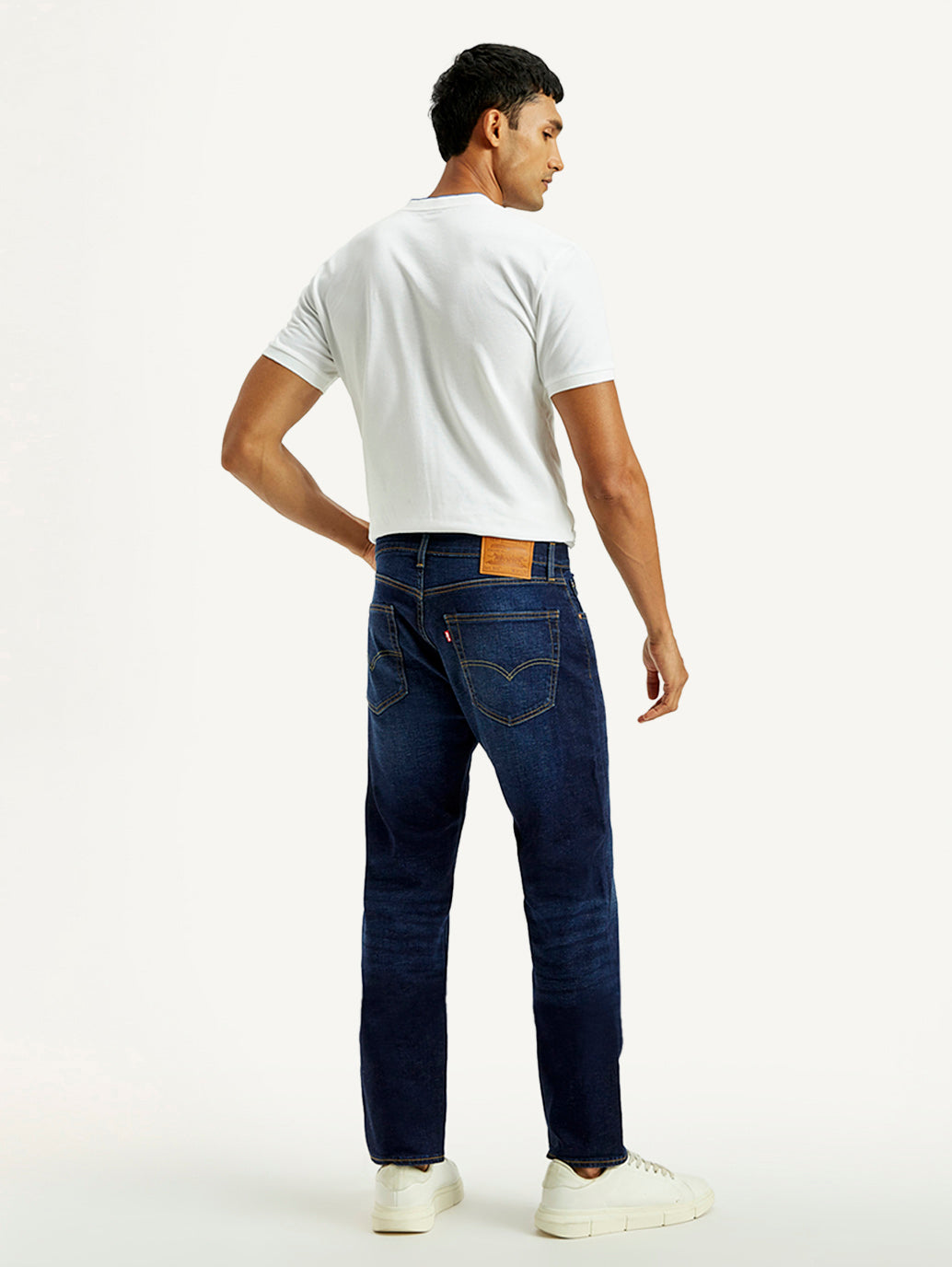 Men's 505 Dark Indigo Straight Fit Mid Rise Linen Jeans - Back View