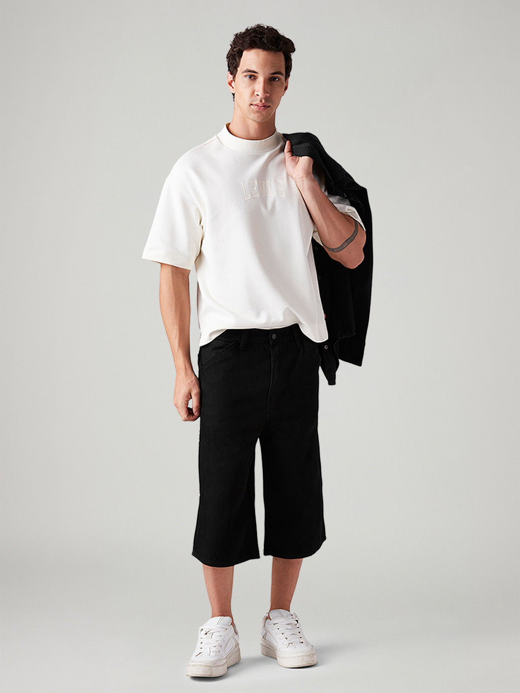 Men's 568 Black Loose Fit Mid Rise Shorts - Styleshot View