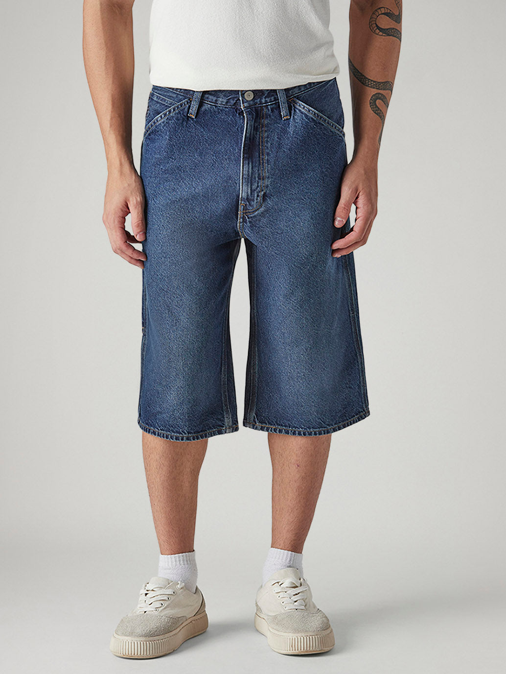 Men's Indigo Loose Fit Mid Rise Shorts - Front View