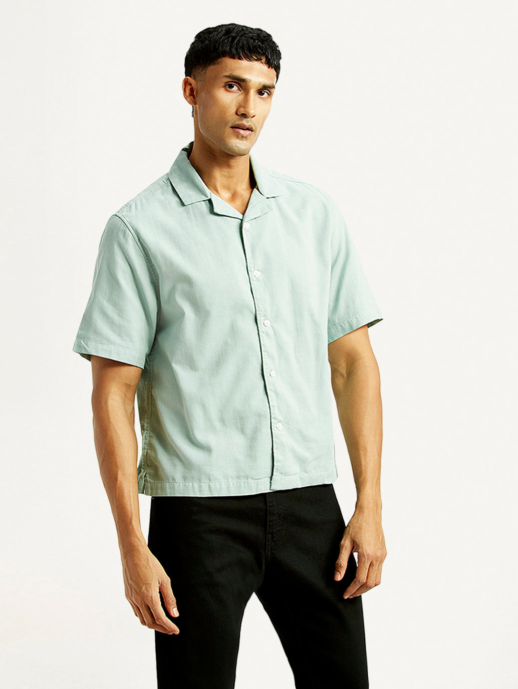 Men's Solid Boxy Fit Resort Collar Shirt - Front View