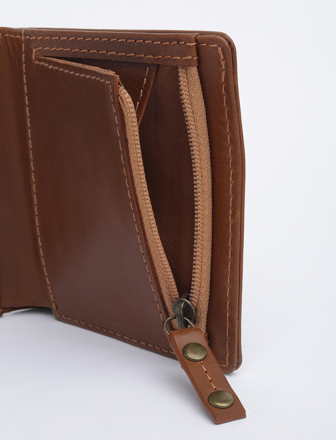 Men's Tan Solid Bi-Fold Wallet - 06 View