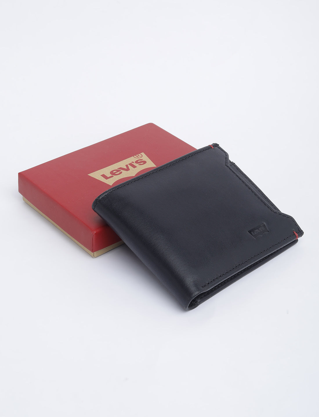 Men's Black Solid Bi-Fold Wallet - 08 View