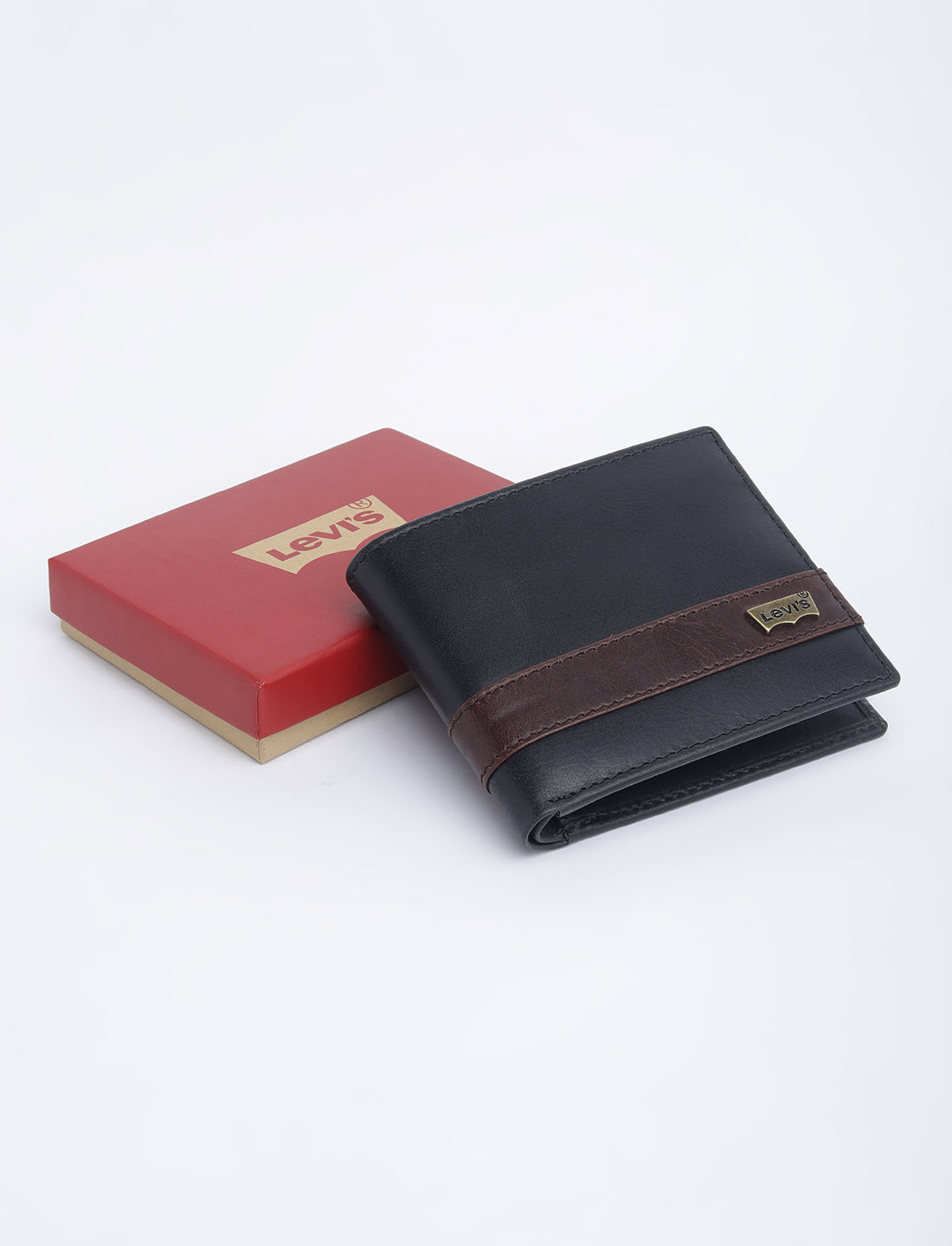 Men's Black Colorblock Bi-Fold Wallet - 06 View