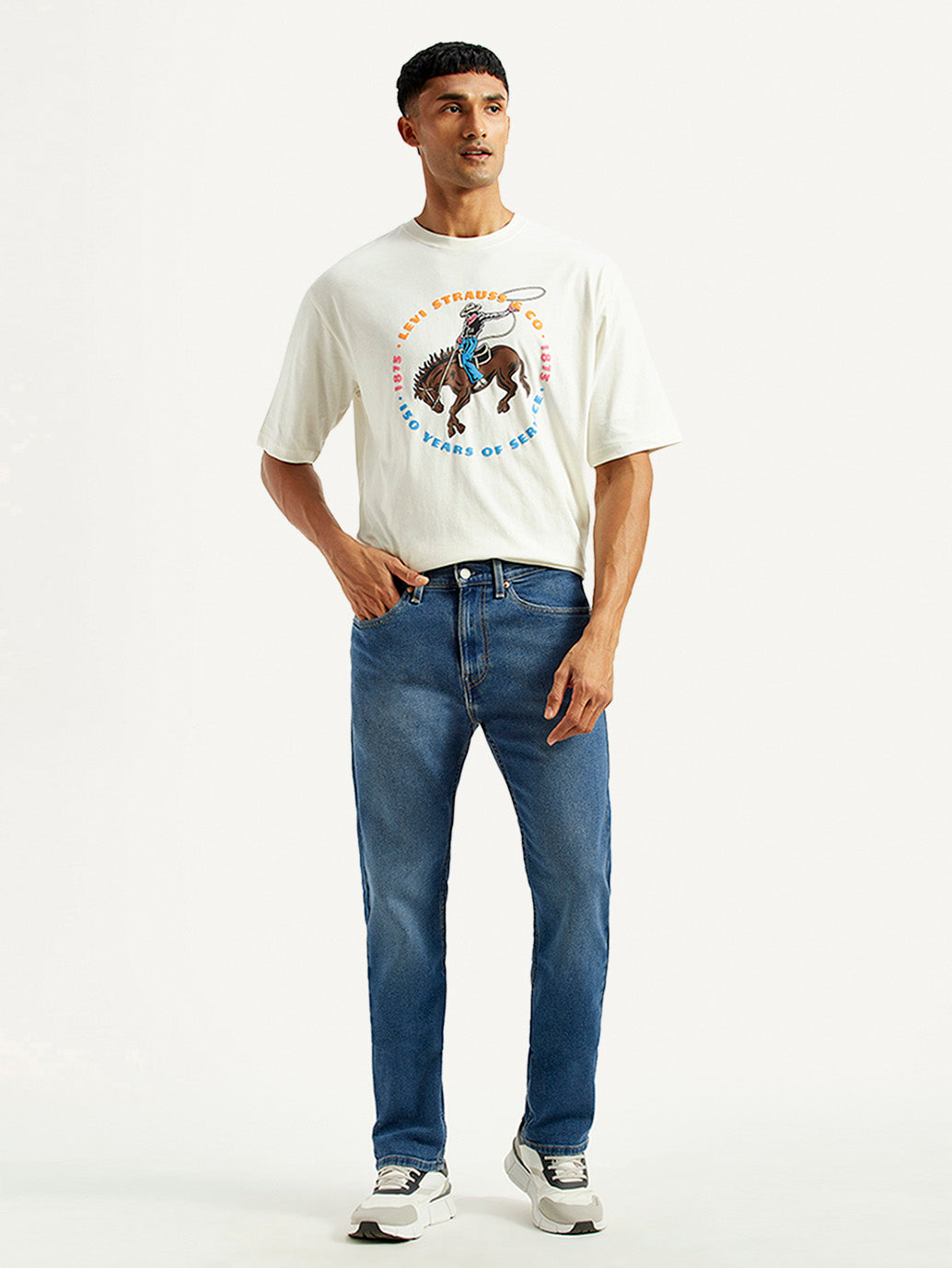 Men's 505 Med Indigo Straight Fit Mid Rise Jeans - Front View