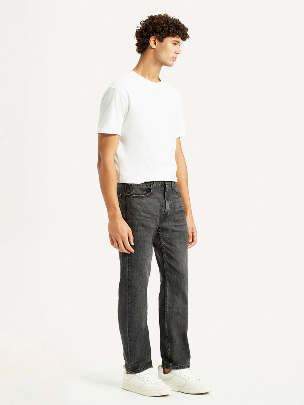 Men's 505 Black Straight Fit Mid Rise Jeans - Side View