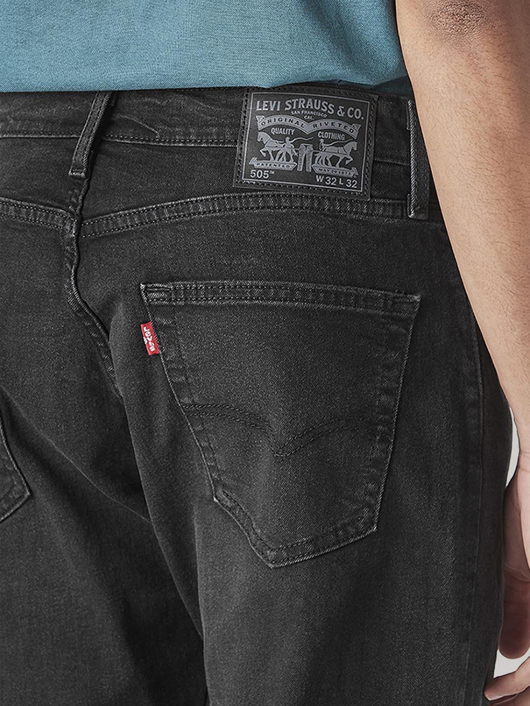 Men's 505 Black Straight Fit Mid Rise Jeans - Detail View