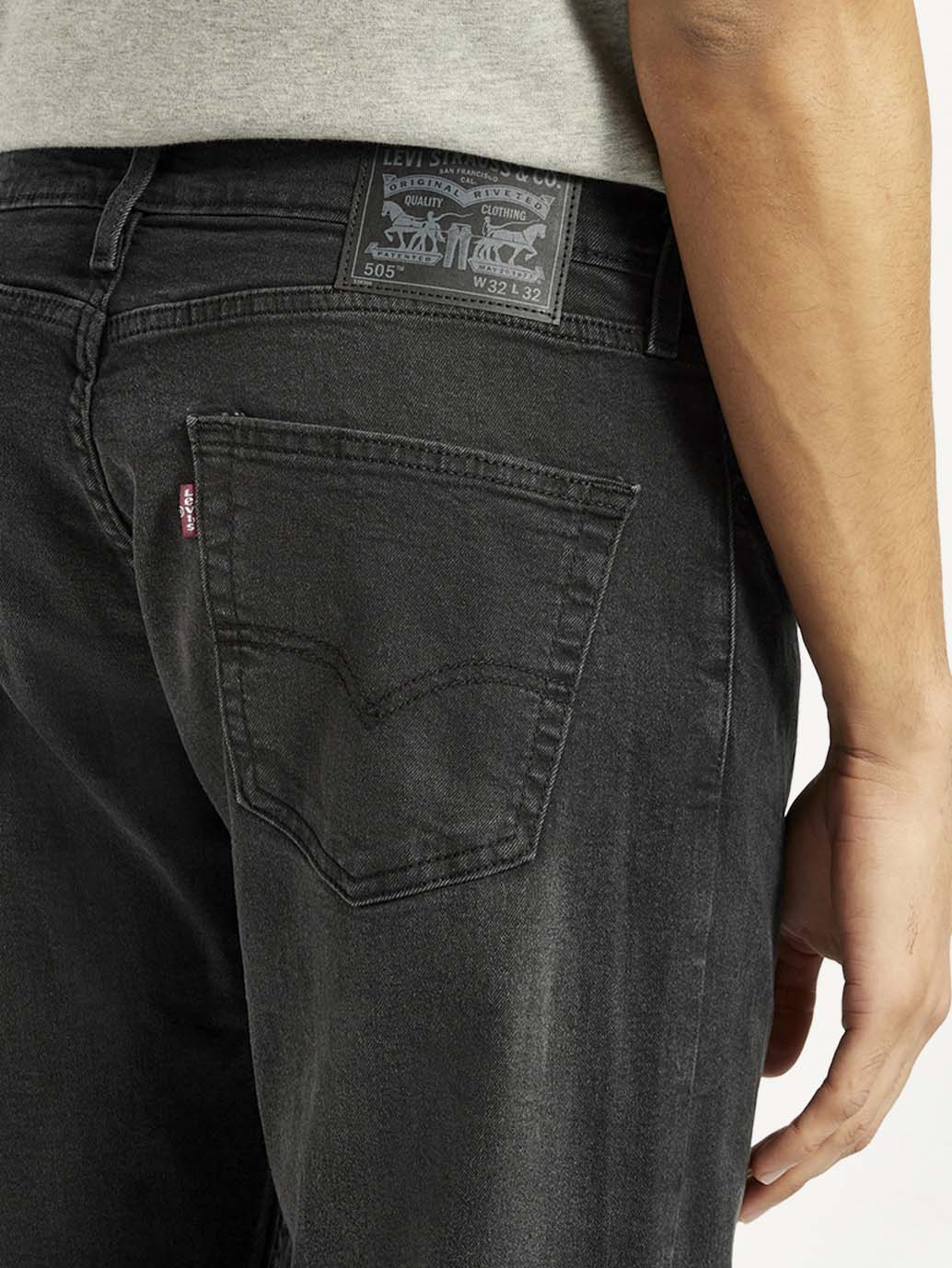 Men's 505 Black Straight Fit Mid Rise Jeans - Detail View