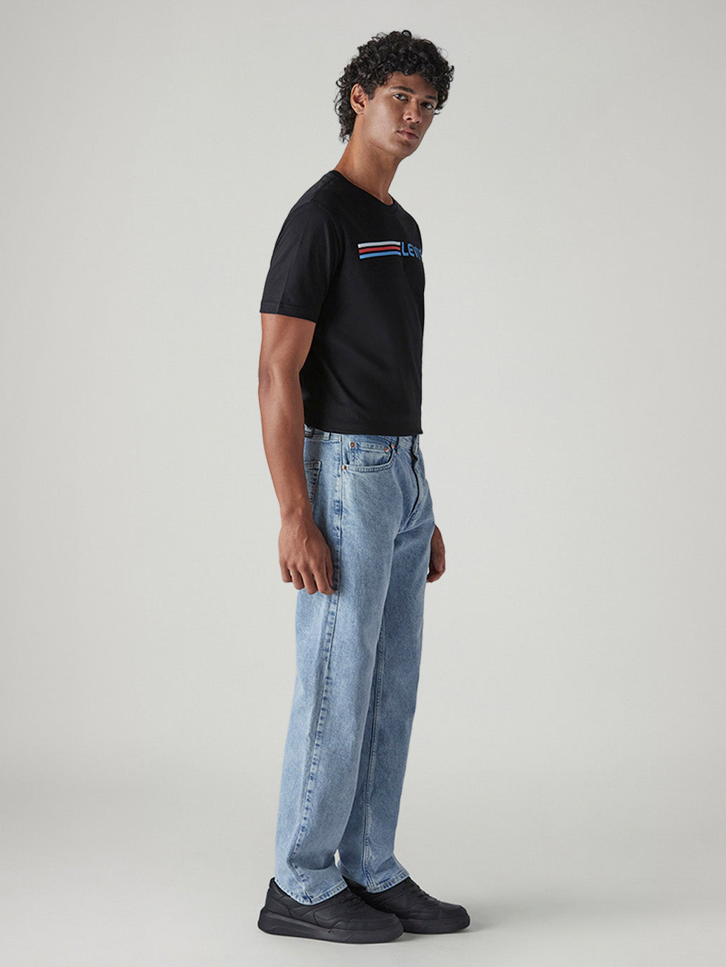 Men's 505 Blue Straight Fit Mid Rise Jeans - Side View