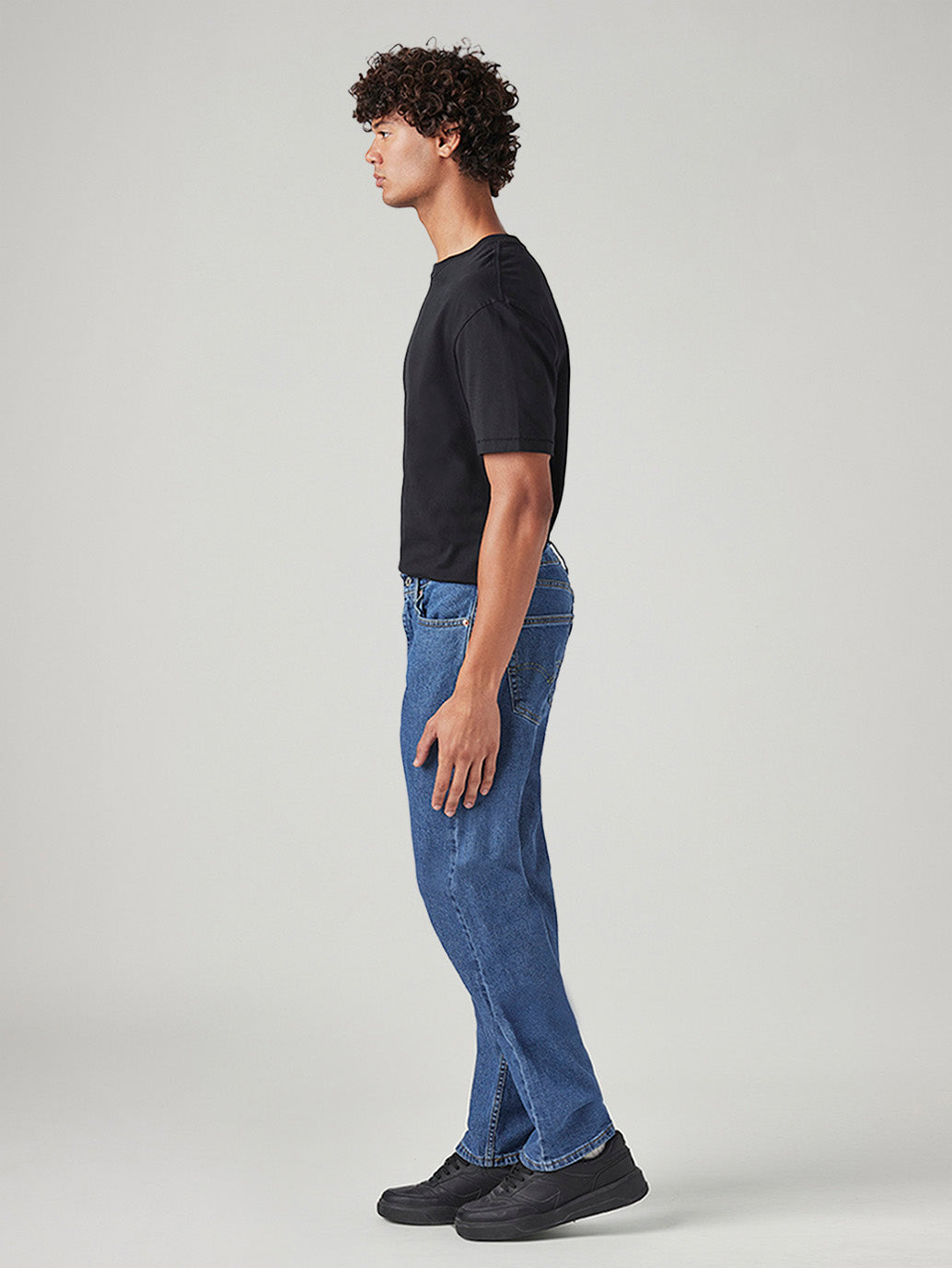 Men's 505 Blue Straight Fit Mid Rise Jeans - Side View