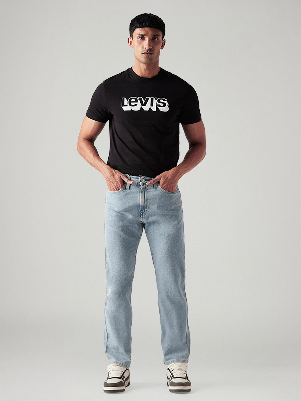 Men's 505 Light Blue Straight Fit Mid Rise Jeans - Front View