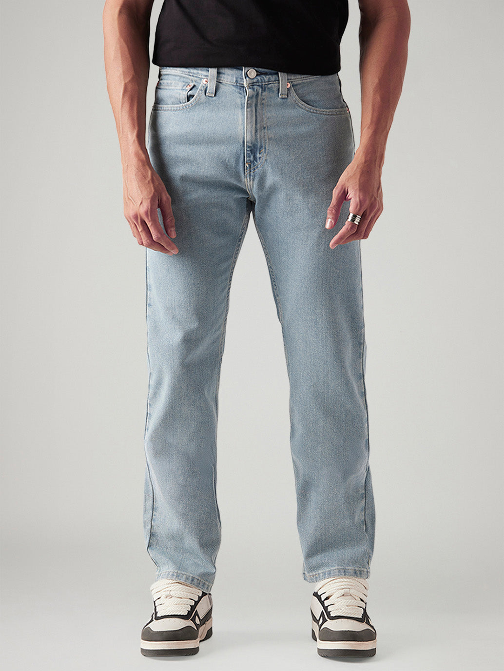 Men's 505 Light Blue Straight Fit Mid Rise Jeans - Front View