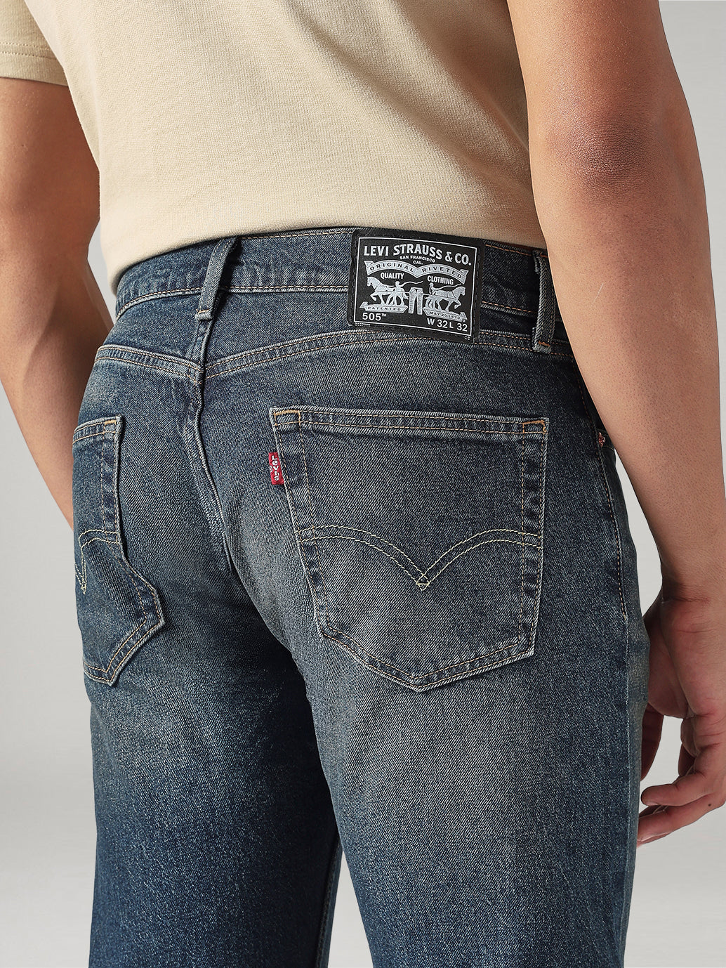 Men's 505 Dark Blue Straight Fit Mid Rise Jeans - Detail View
