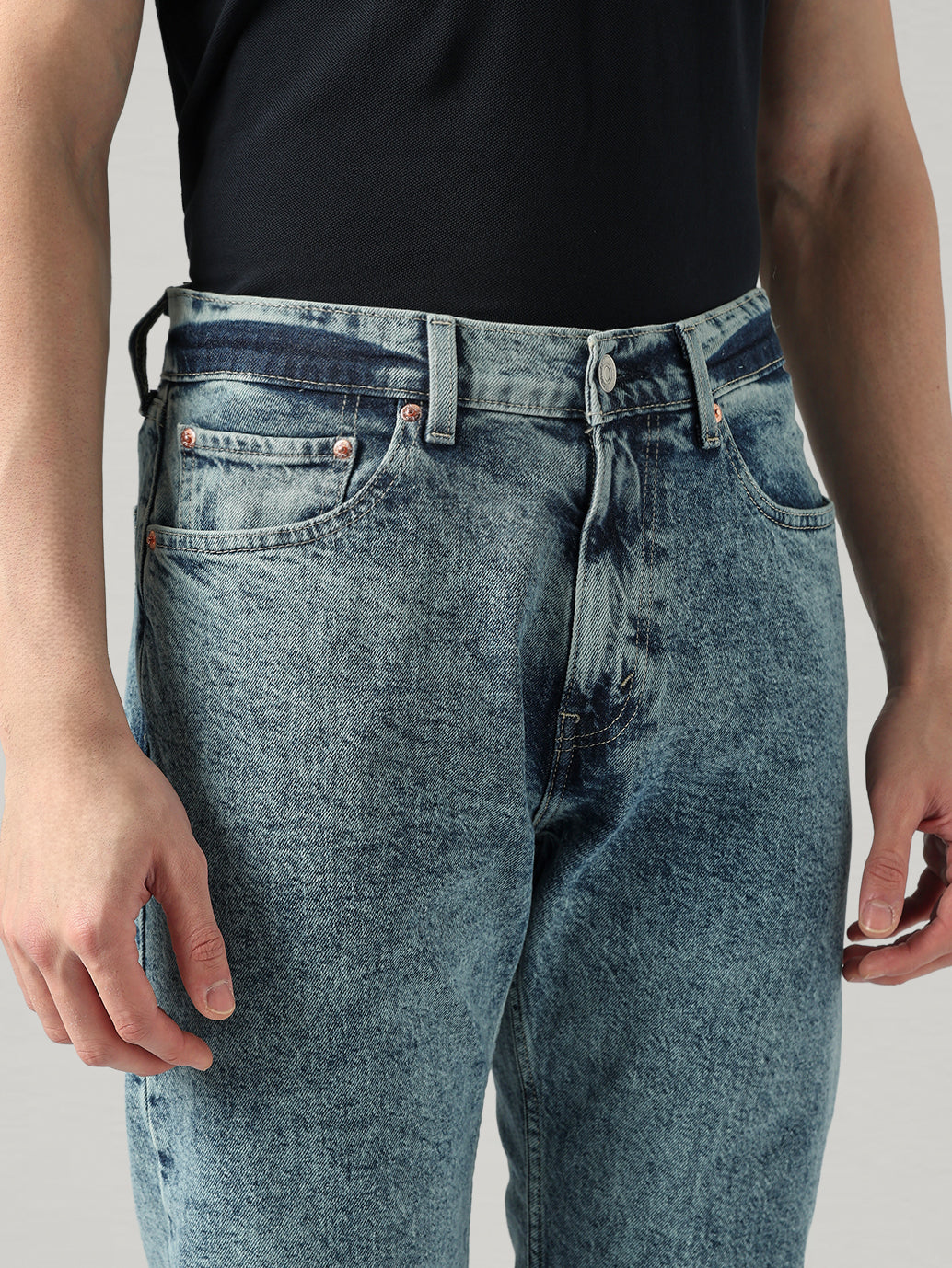 Men's 505 Blue Straight Fit Mid Rise Jeans - Detail View