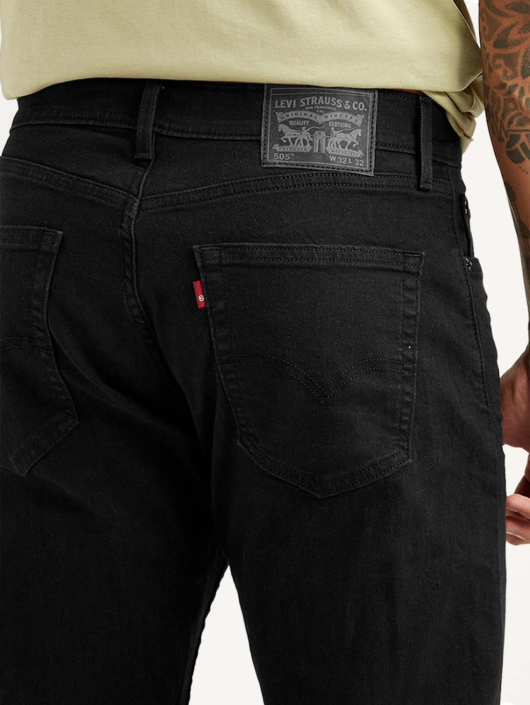 Men's 505 Black Straight Fit Mid Rise Jeans - Detail View