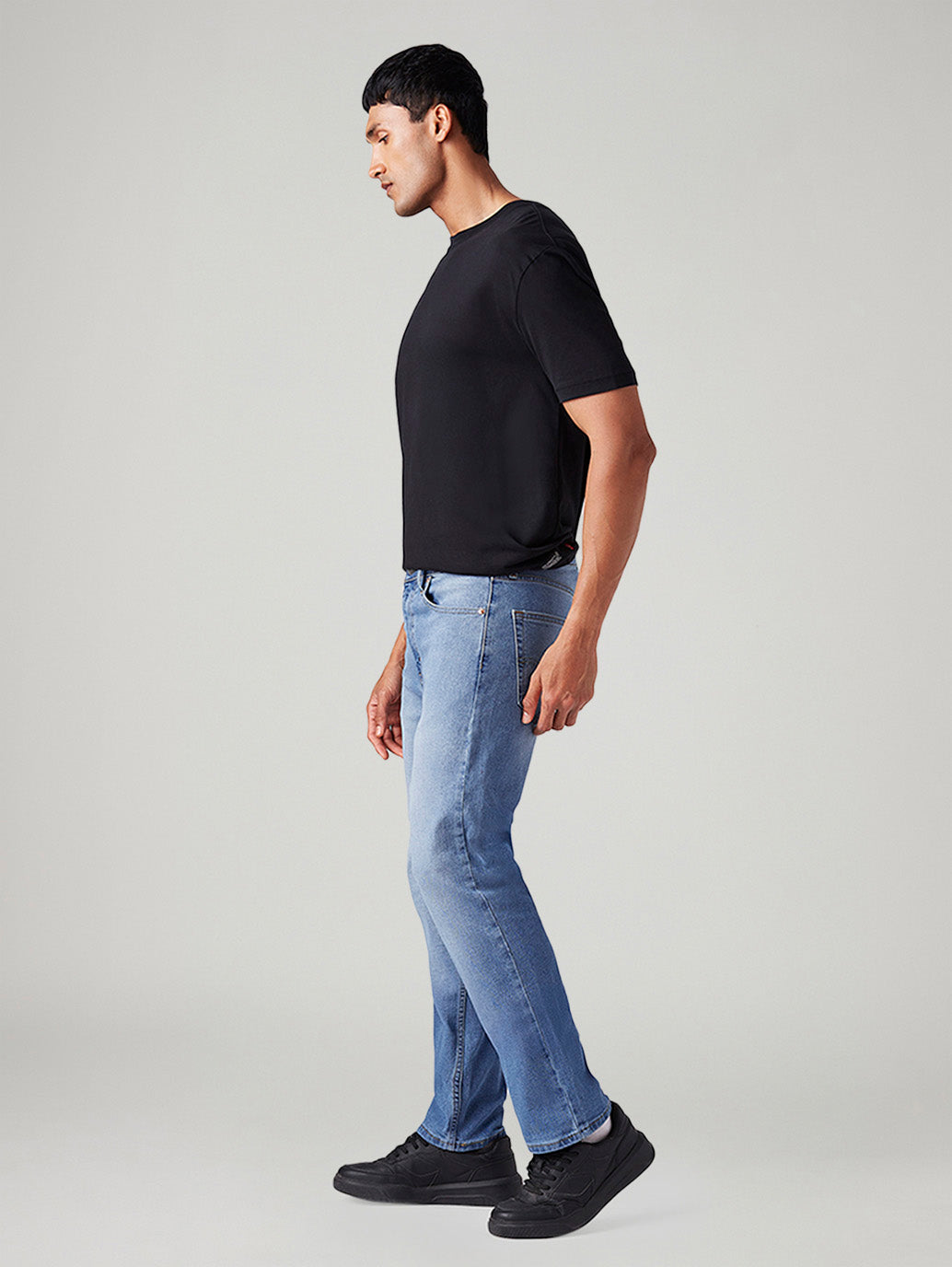 Men's 505 Light Indigo Straight Fit Mid Rise Jeans - Side View