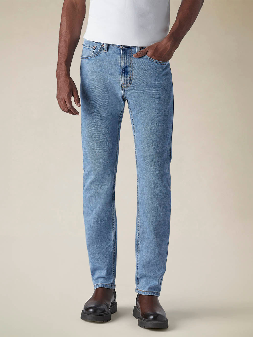 Mens 505 Mid Rise Straight Fit Cotton Stretch Blend Jeans - 0414c818-a12b-454a-98bc-ab12a01e77c9 View