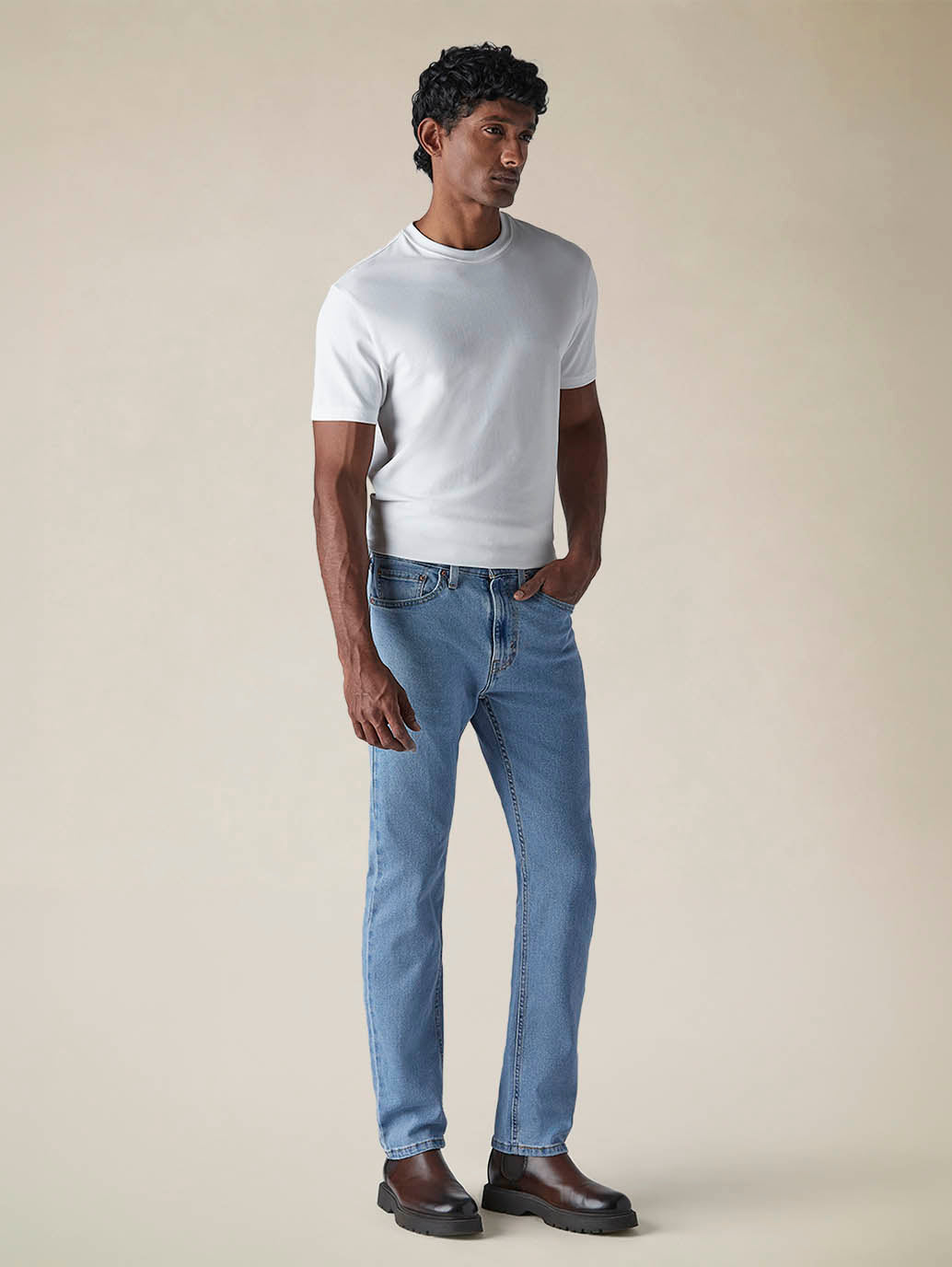 Mens 505 Mid Rise Straight Fit Cotton Stretch Blend Jeans - ada1fcd5-9e78-4856-9a11-76d26fb94d6a View