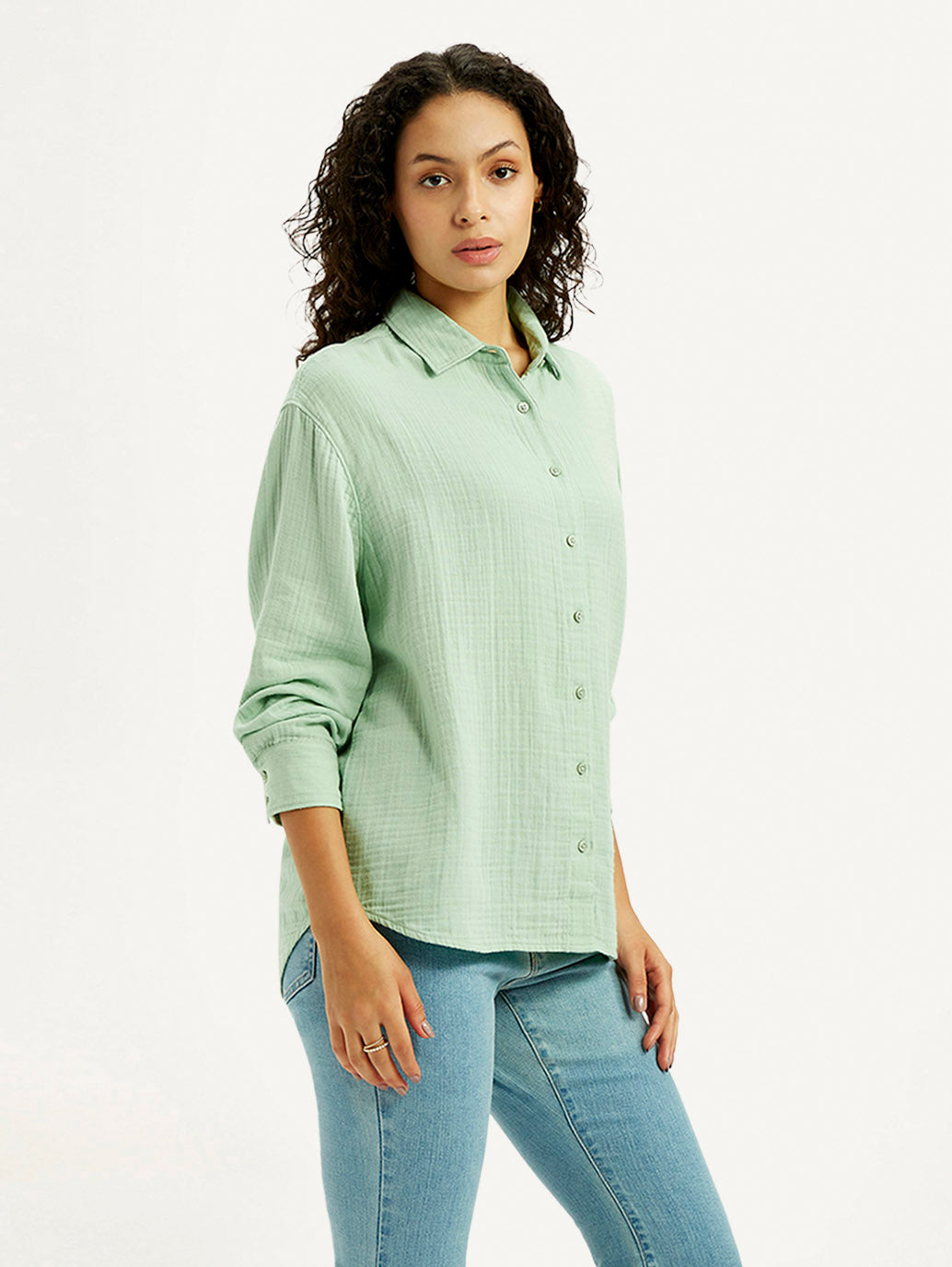 Women's Textured Light Green Slim Fit Shirt – Levis India Store