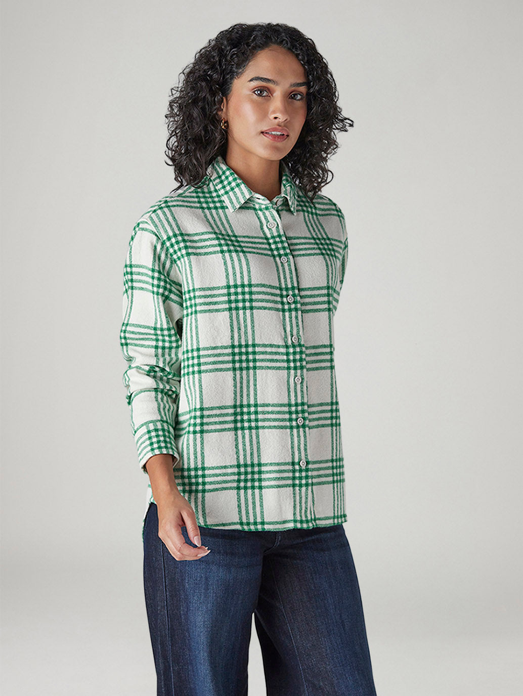 Men's Checkered Relaxed Fit Overshirt - Side View