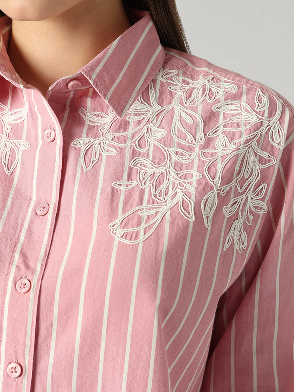 Women's Embroidery Detail Relaxed Fit Poplin Shirt - Detail View