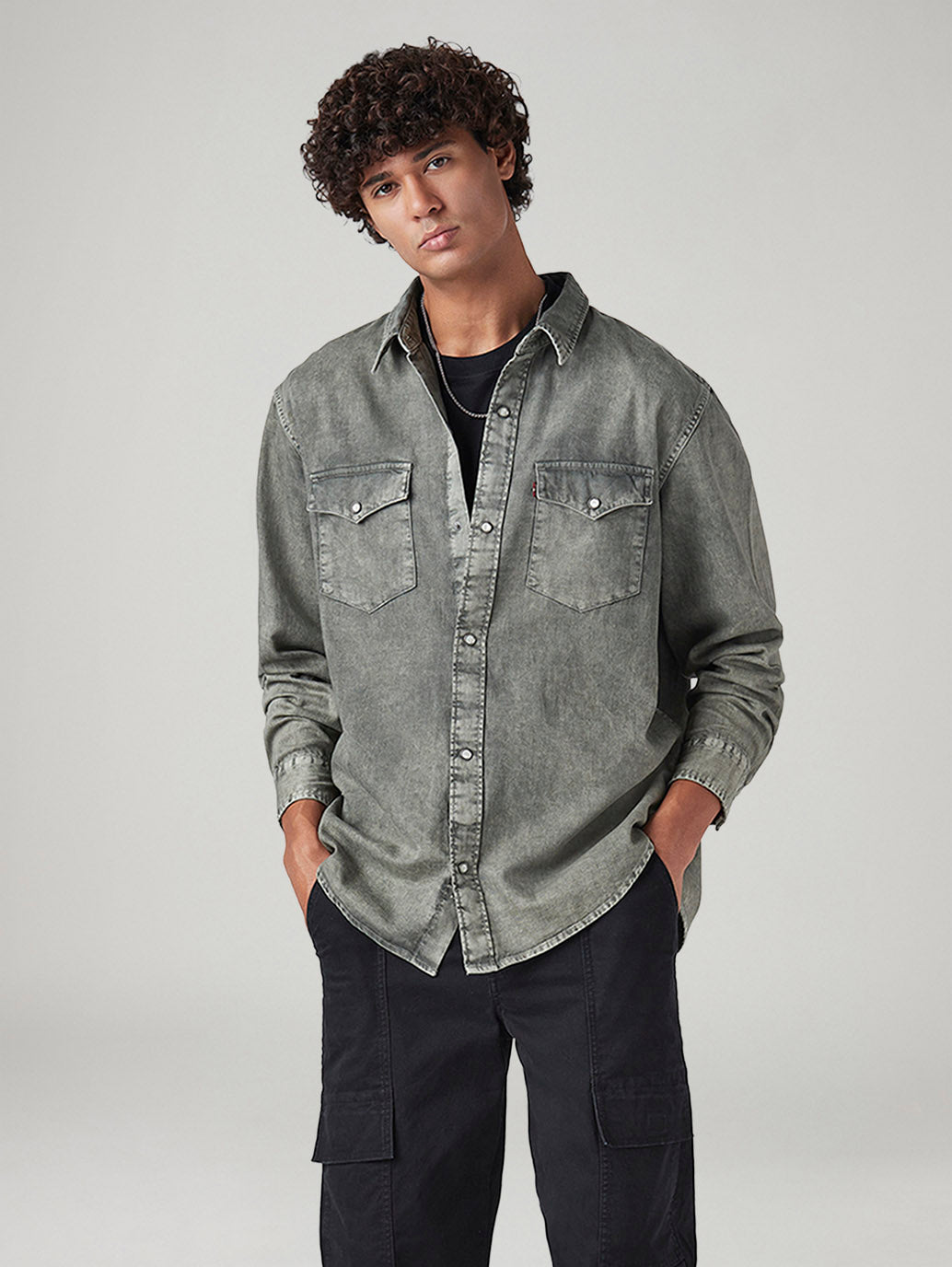 Men's Solid Relaxed Fit Denim Shirt