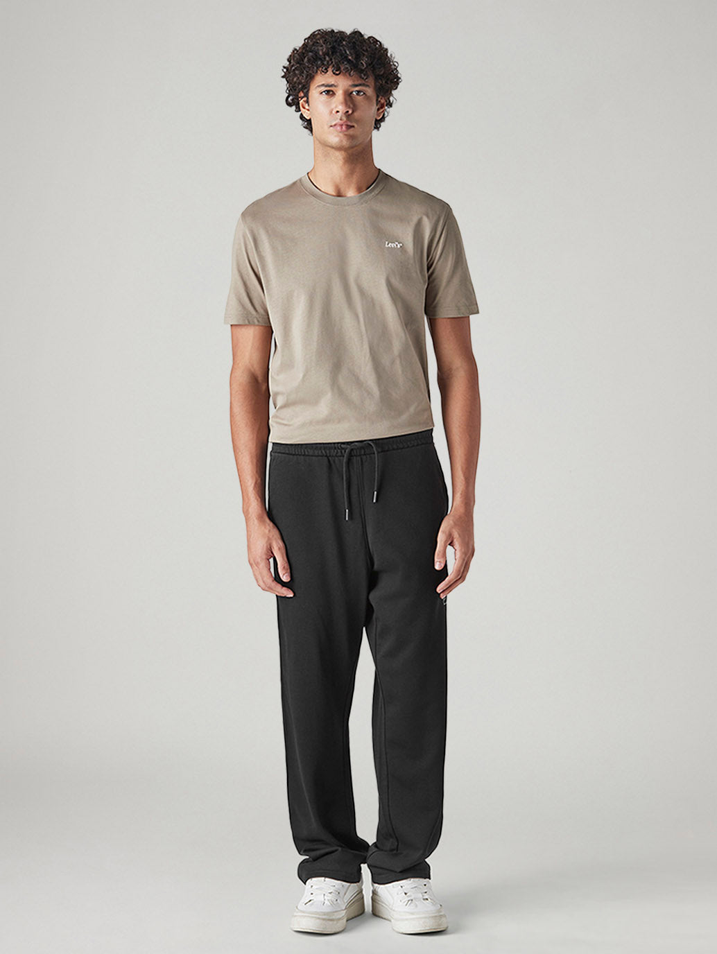 Men's Black Regular Fit Mid Rise Joggers