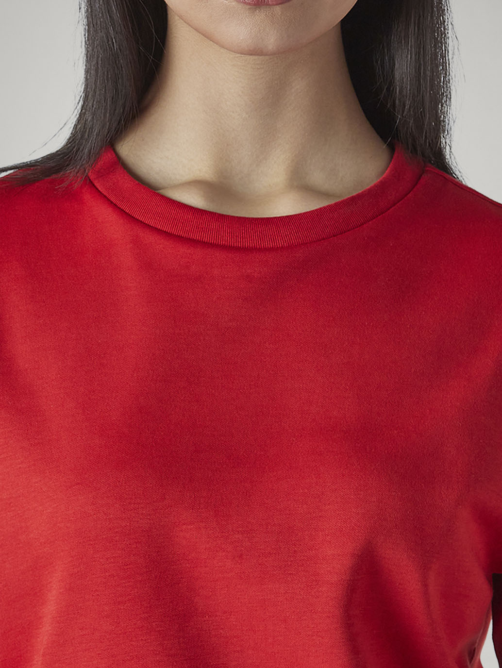 Women's Solid Crew Neck Relaxed Fit Interlock T-Shirt - Detail View