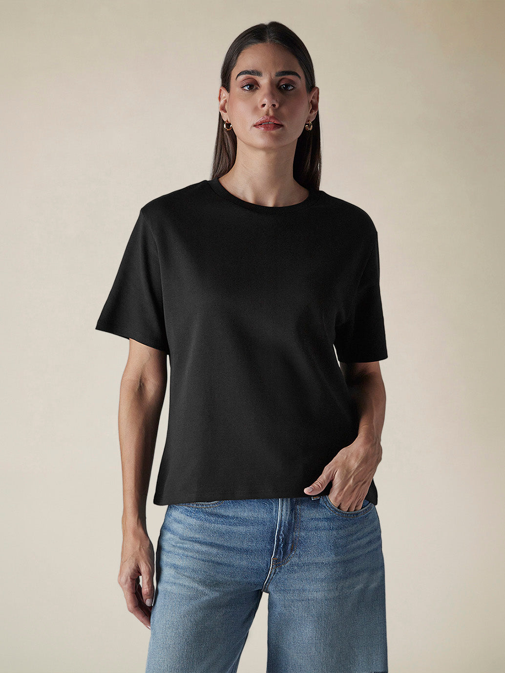 Women's Solid Crew Neck Relaxed Fit Interlock T-Shirt