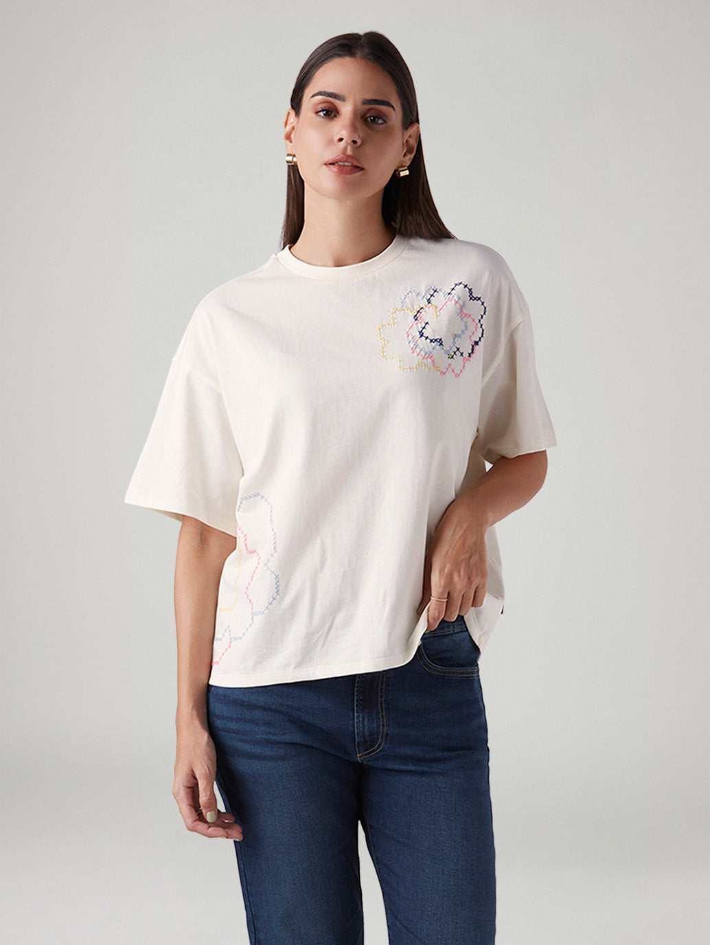 Women's Embroidered Relaxed Fit Oversize T-Shirt - Styleshot View